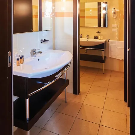 منتجع Riva Marina - Cdshotels 4*