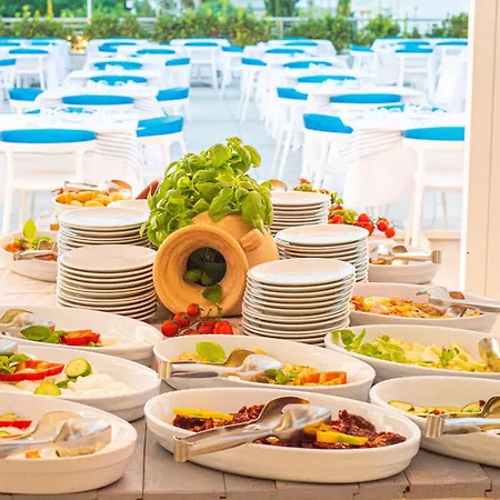 Riva Marina - Cdshotels كاروفينيو