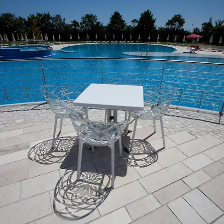 Riva Marina - Cdshotels منتجع 4*