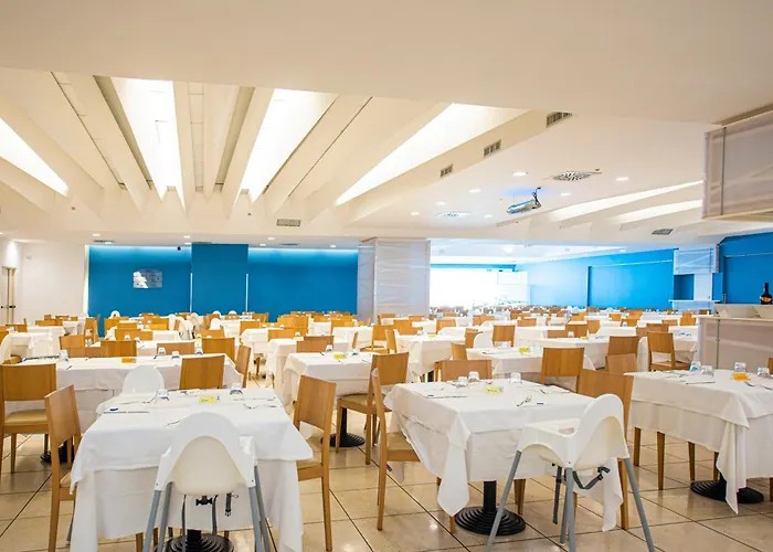 Ośrodek wypoczynkowy Riva Marina - Cdshotels