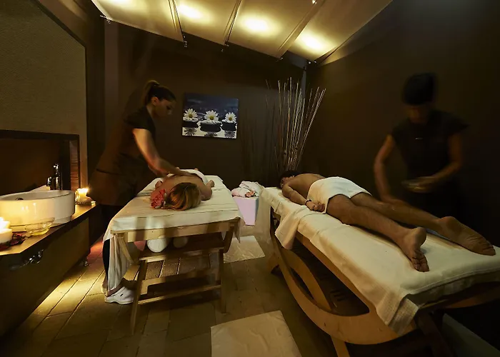 Ośrodek wypoczynkowy Riva Marina - Cdshotels 4*