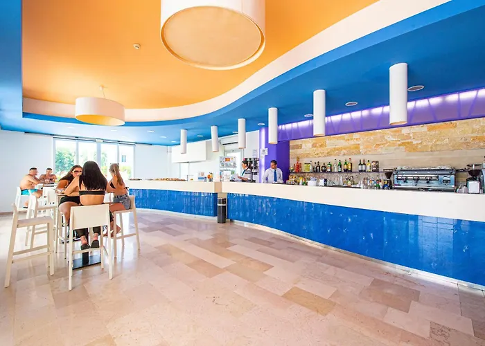 Ośrodek wypoczynkowy Riva Marina - Cdshotels