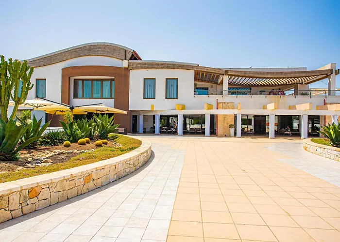 Ośrodek wypoczynkowy Riva Marina - Cdshotels 4*